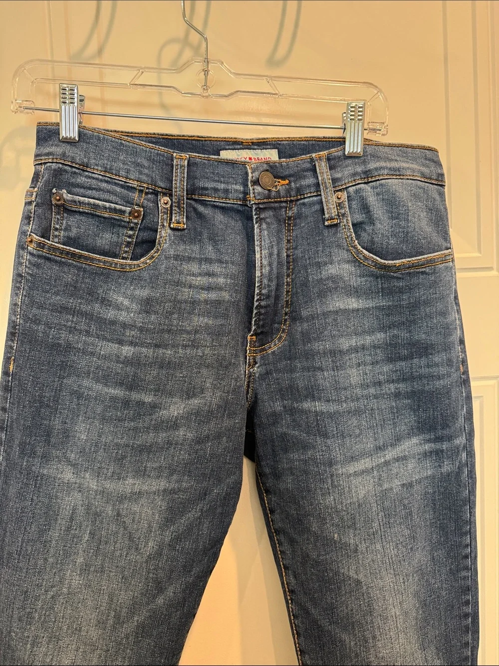 Lucky Brand Men's Dark Blue Athletic Straight Jeans 30x30